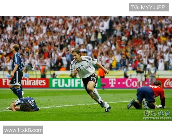 天下足球经典球星纪录片高清全集下载与精彩瞬间全景回顾